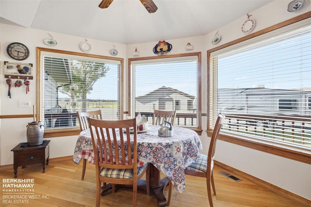 39 Nez Perce Dr — photo 12 of 25