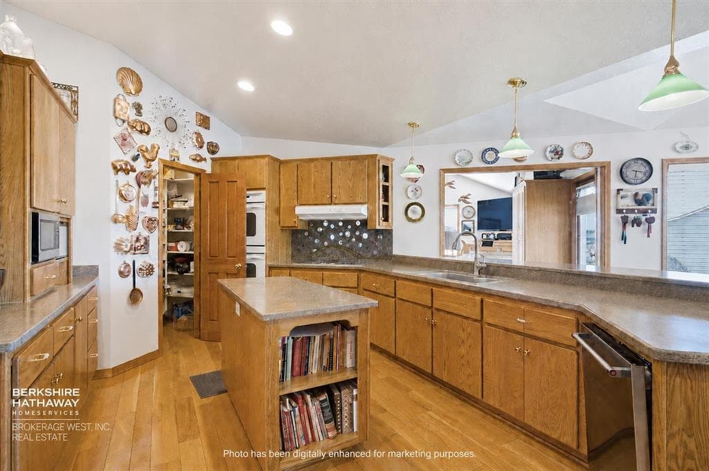 39 Nez Perce Dr — photo 13 of 25