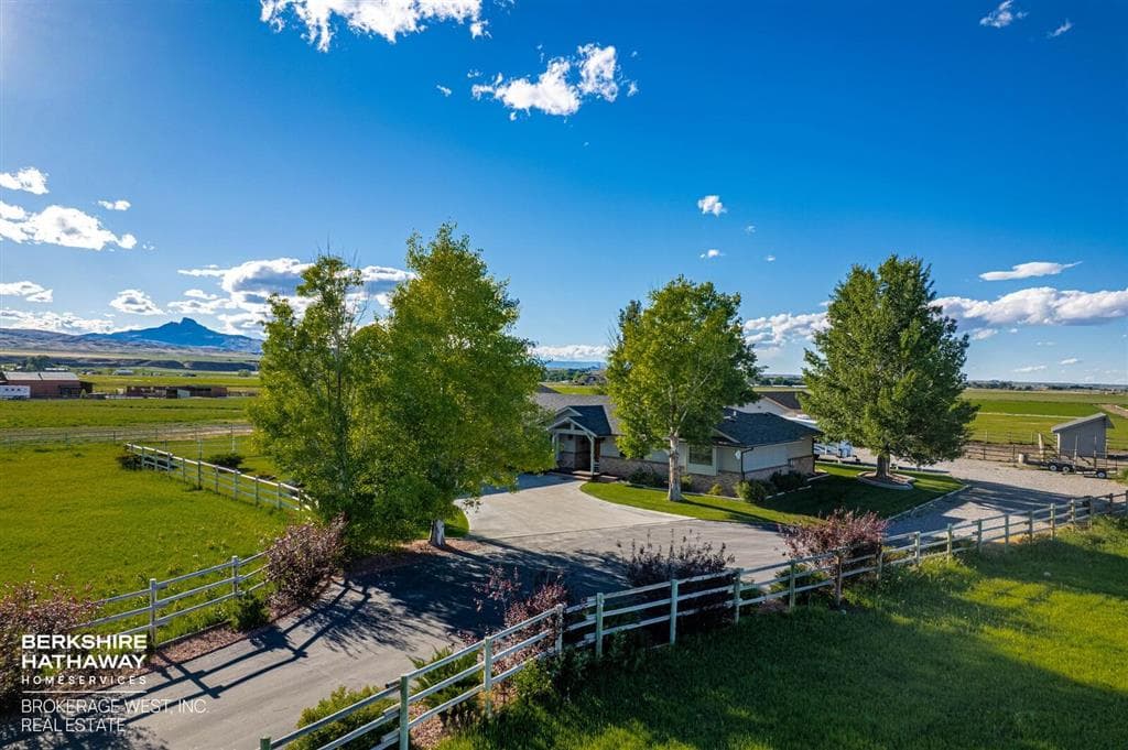 39 Nez Perce Dr — photo 3 of 25