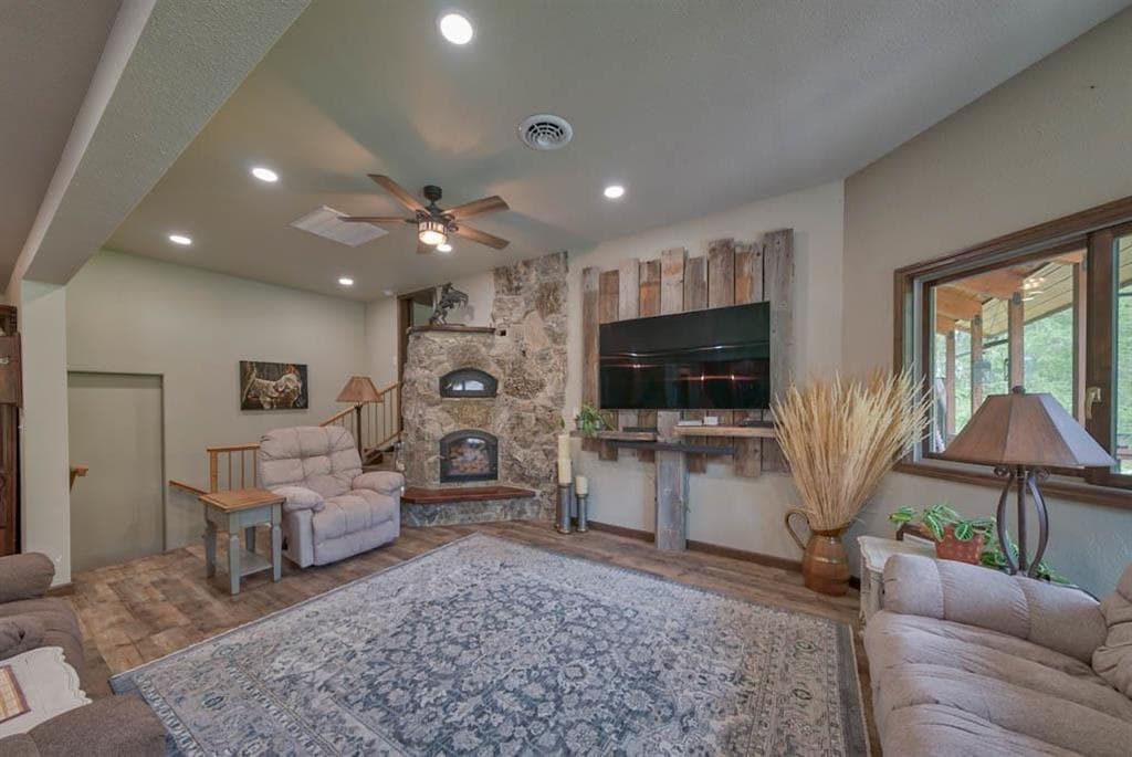 3239 Hwy 16 E — photo 9 of 25