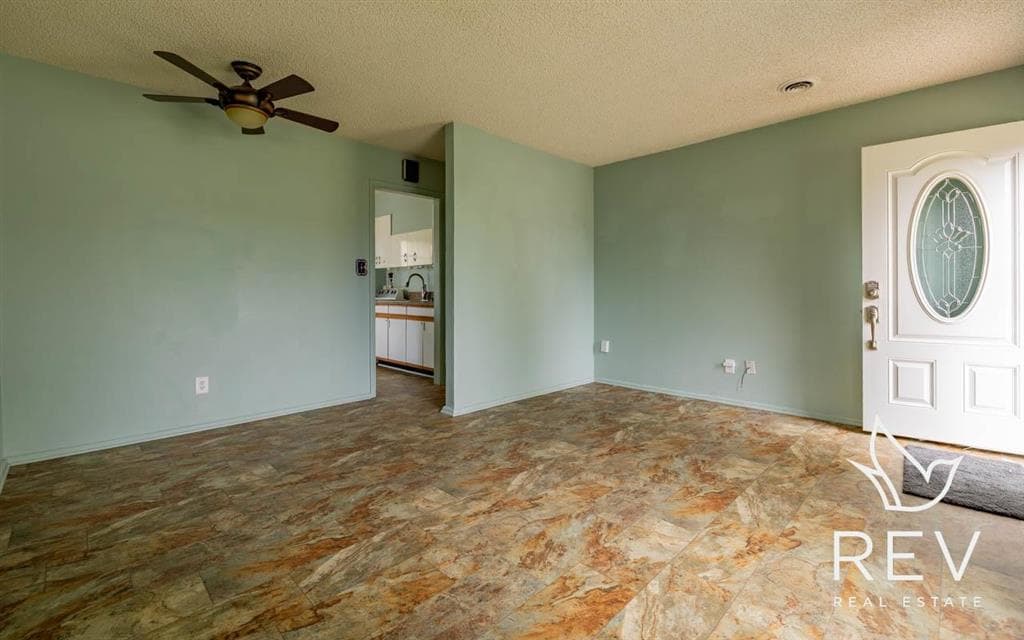 190 Goodturn Dr — photo 7 of 20