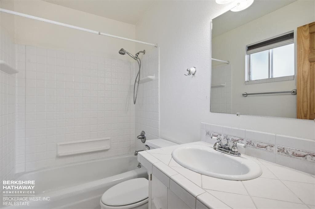 1202 Birch Ln — photo 14 of 25