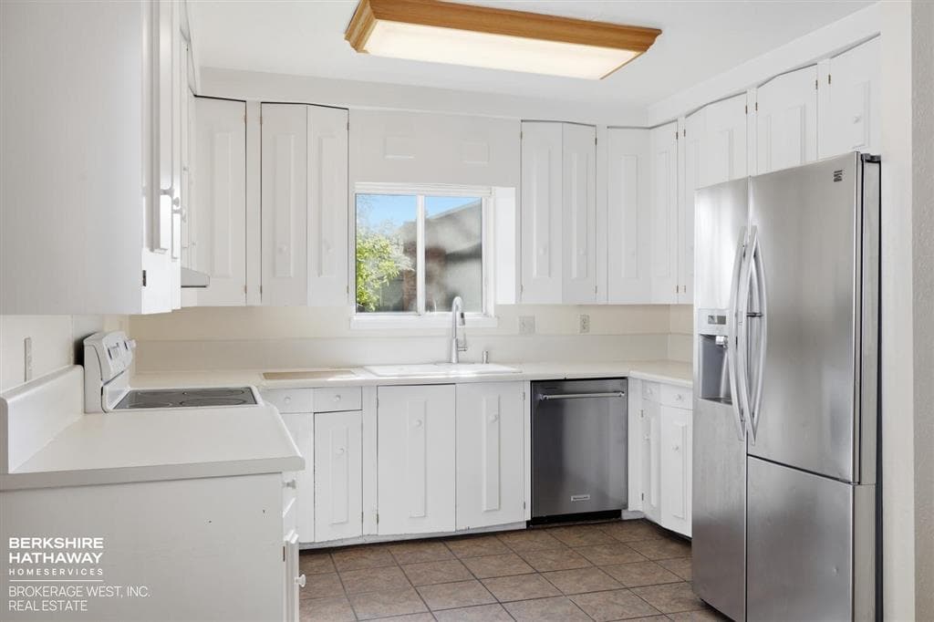 1202 Birch Ln — photo 6 of 25