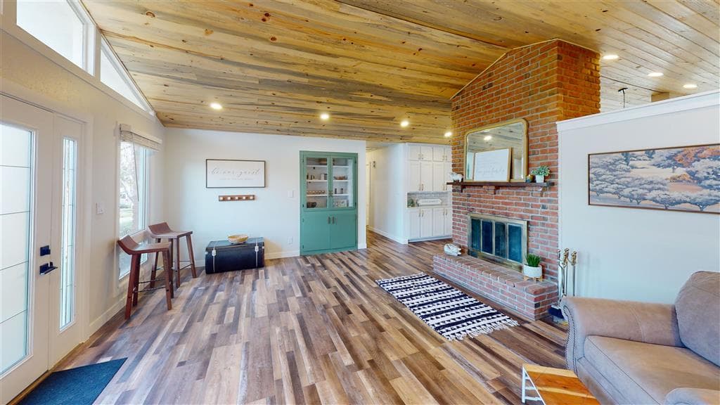 1226 Birch Ln — photo 12 of 25