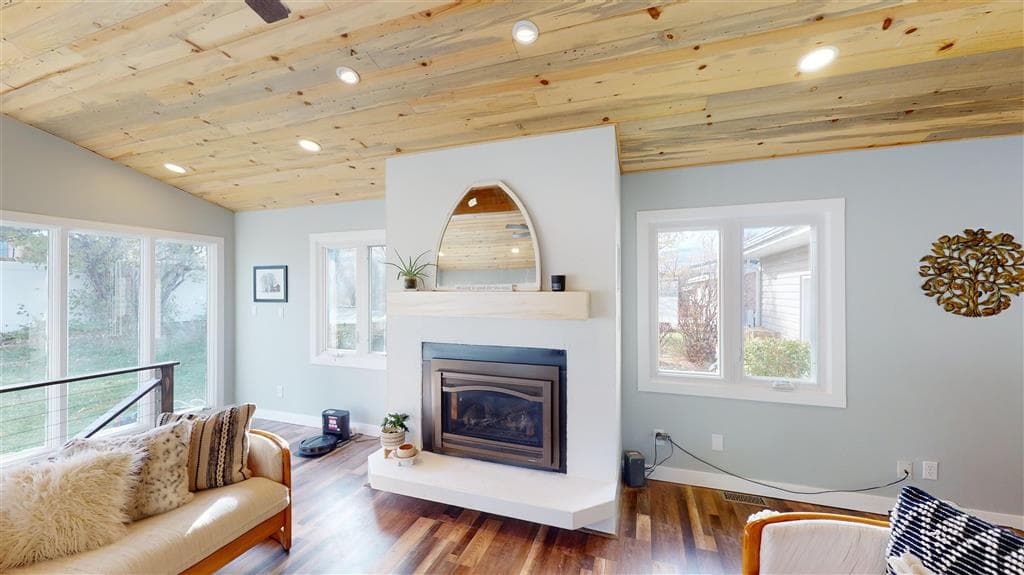 1226 Birch Ln — photo 3 of 25