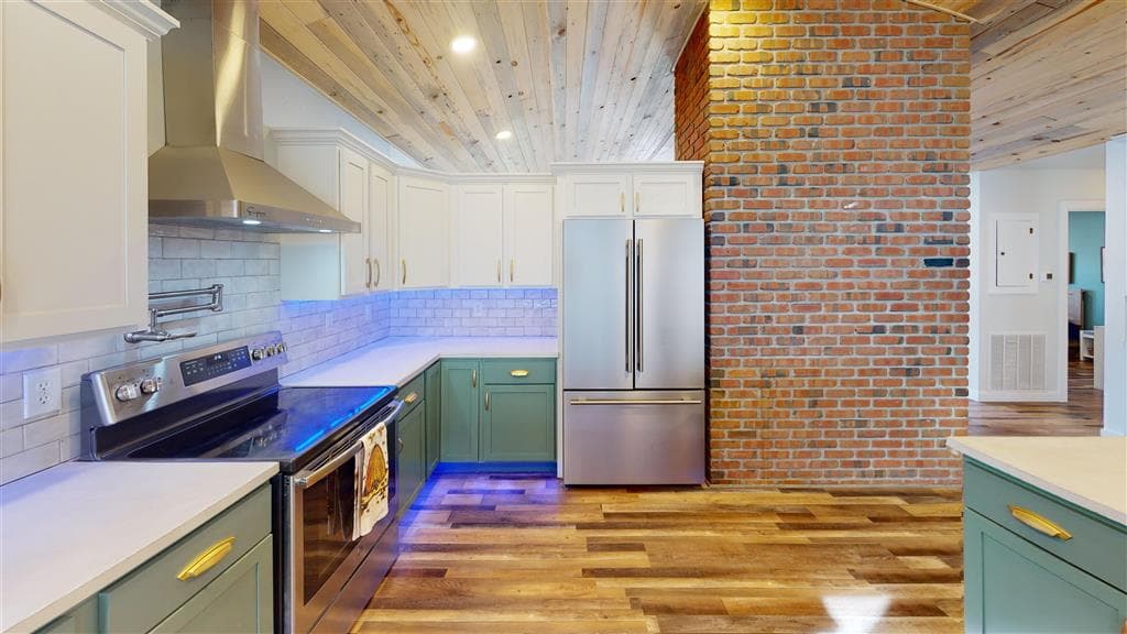 1226 Birch Ln — photo 8 of 25