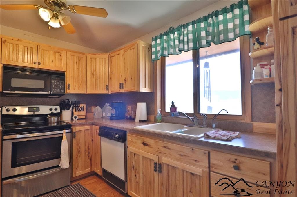 198 Jim Mountain Rd — photo 13 of 25