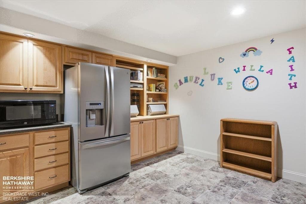 2314 Madison Ave — photo 8 of 25