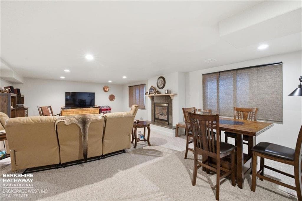 2314 Madison Ave — photo 9 of 25