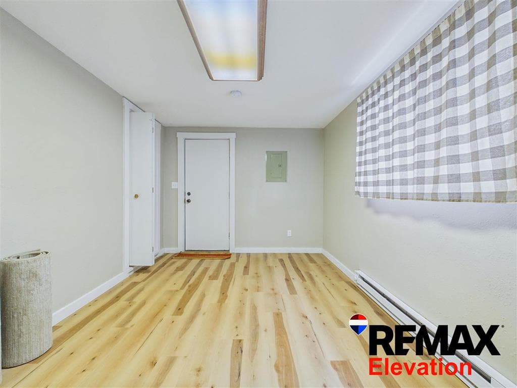 246 N Hamilton — photo 17 of 25