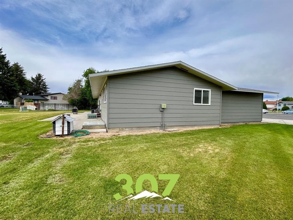 456 Sunlight Ct — photo 11 of 25