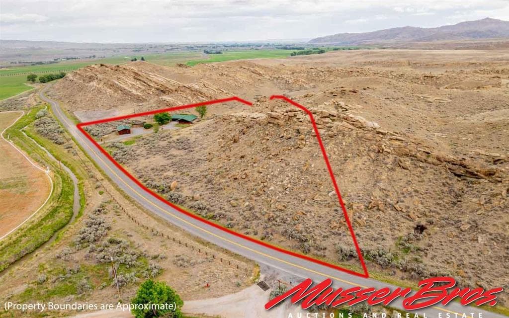 180 Sage Creek Rd — photo 2 of 25