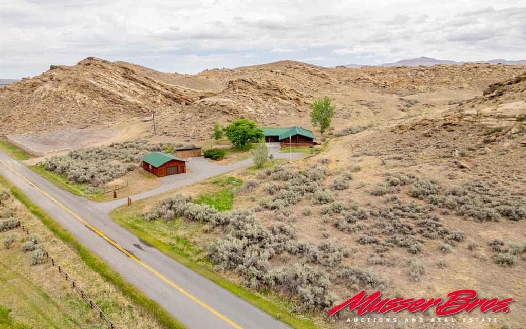 180 Sage Creek Rd — photo 3 of 25