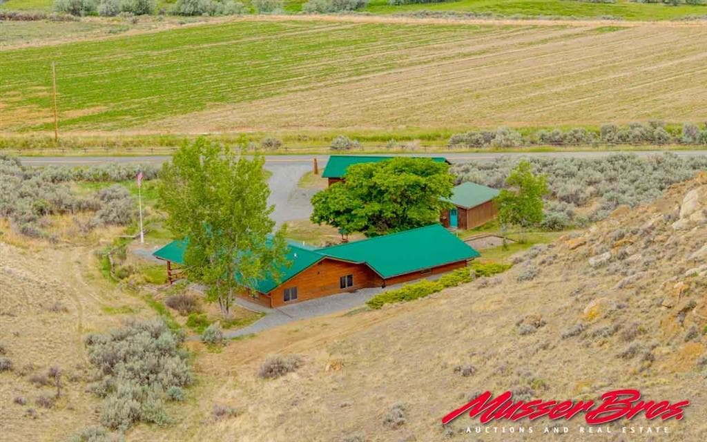 180 Sage Creek Rd — photo 9 of 25