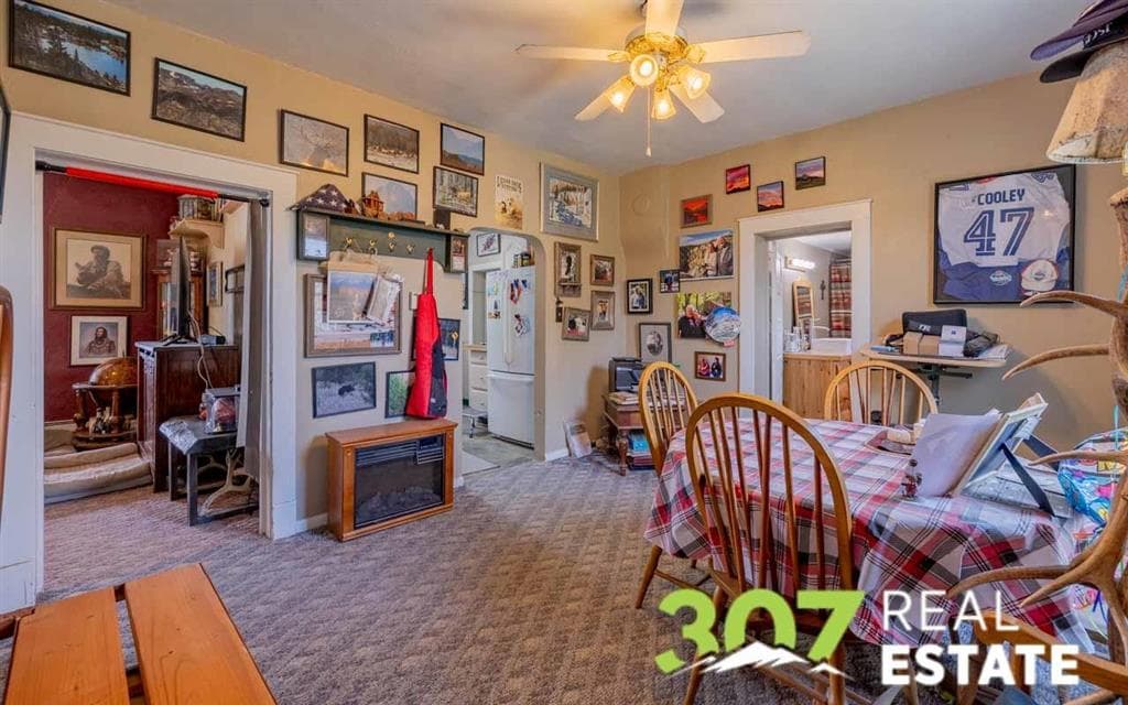 2840 Big Horn Ave — photo 18 of 25