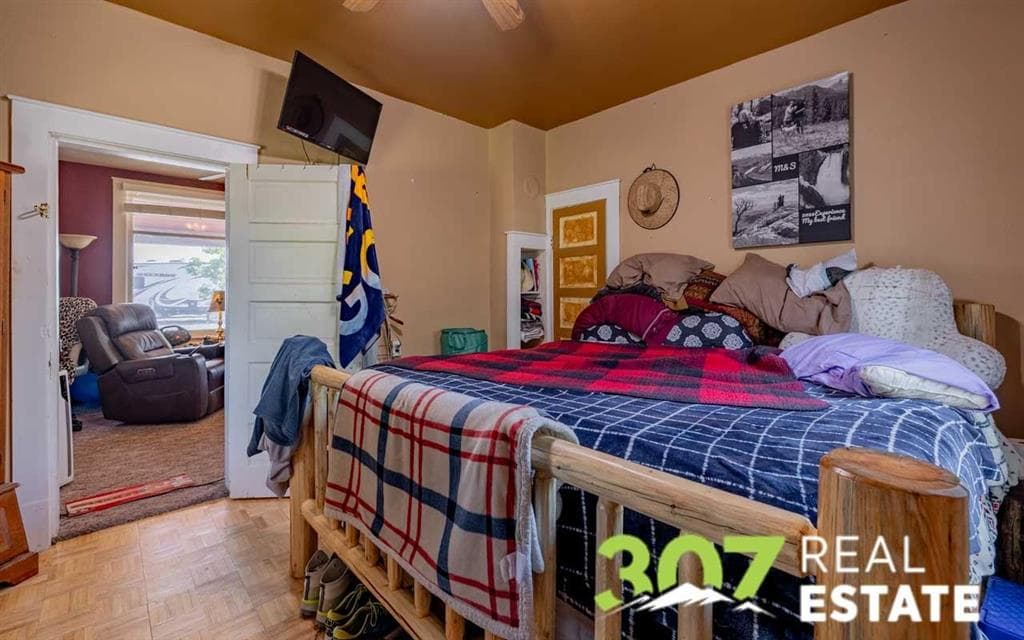 2840 Big Horn Ave — photo 24 of 25