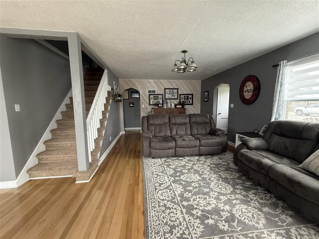 110 Washakie Ave — photo 2 of 25