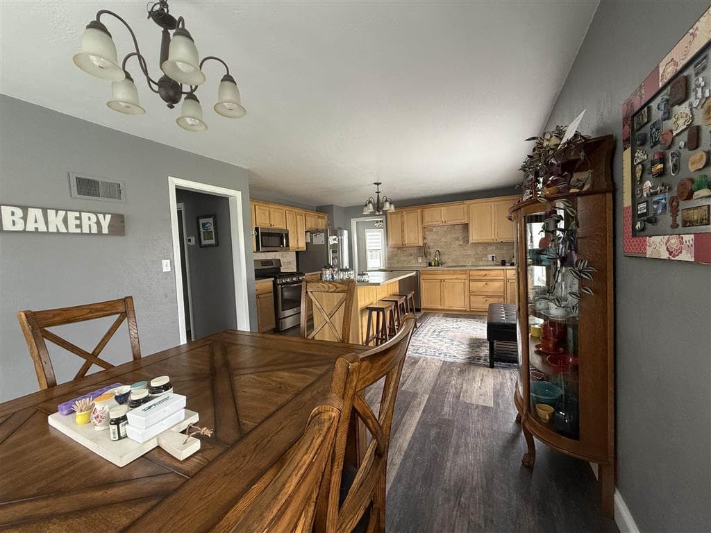 110 Washakie Ave — photo 17 of 25