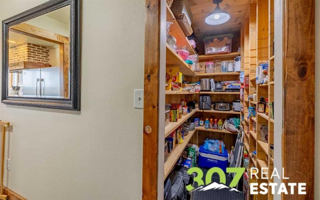 2929 E Avenue — photo 18 of 25