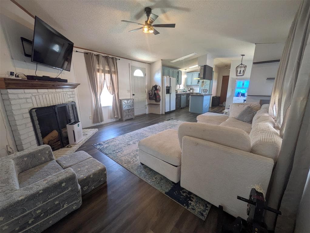 1089 Penny Rd — photo 3 of 21
