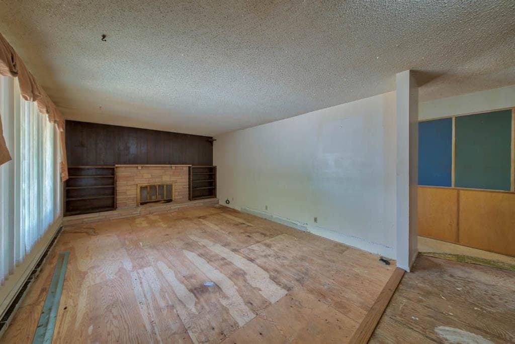 1840 26th St — photo 5 of 25