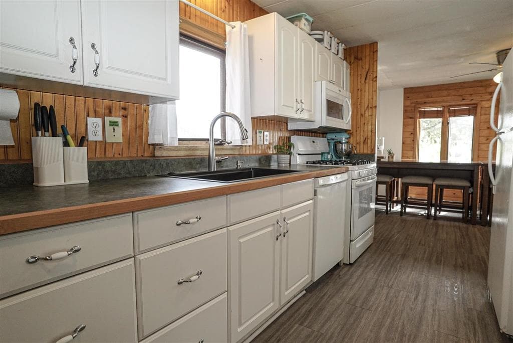 308 Bridger Ave — photo 8 of 25