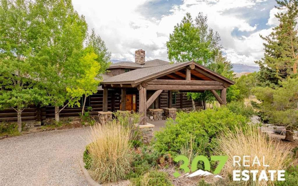 22 Castle Rock Rd — photo 3 of 25