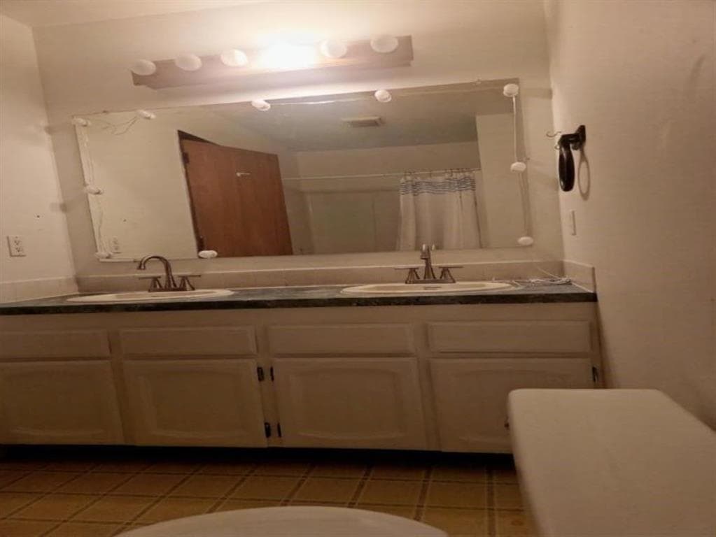1305 Ten Mile Dr — photo 16 of 25