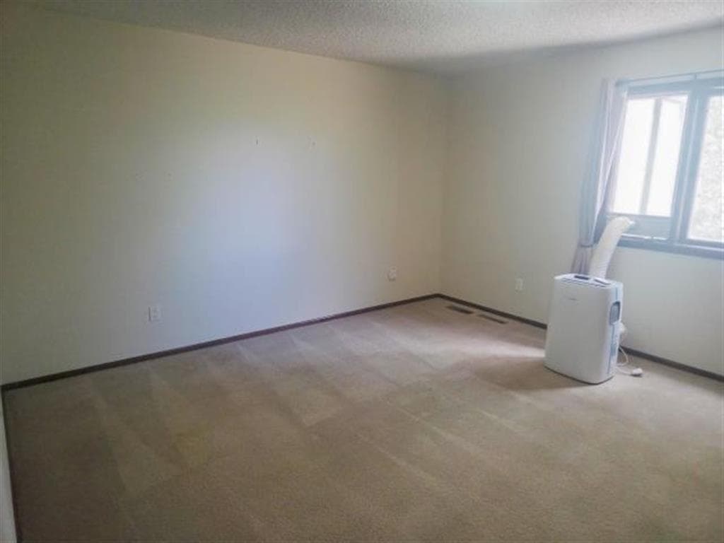 1305 Ten Mile Dr — photo 18 of 25