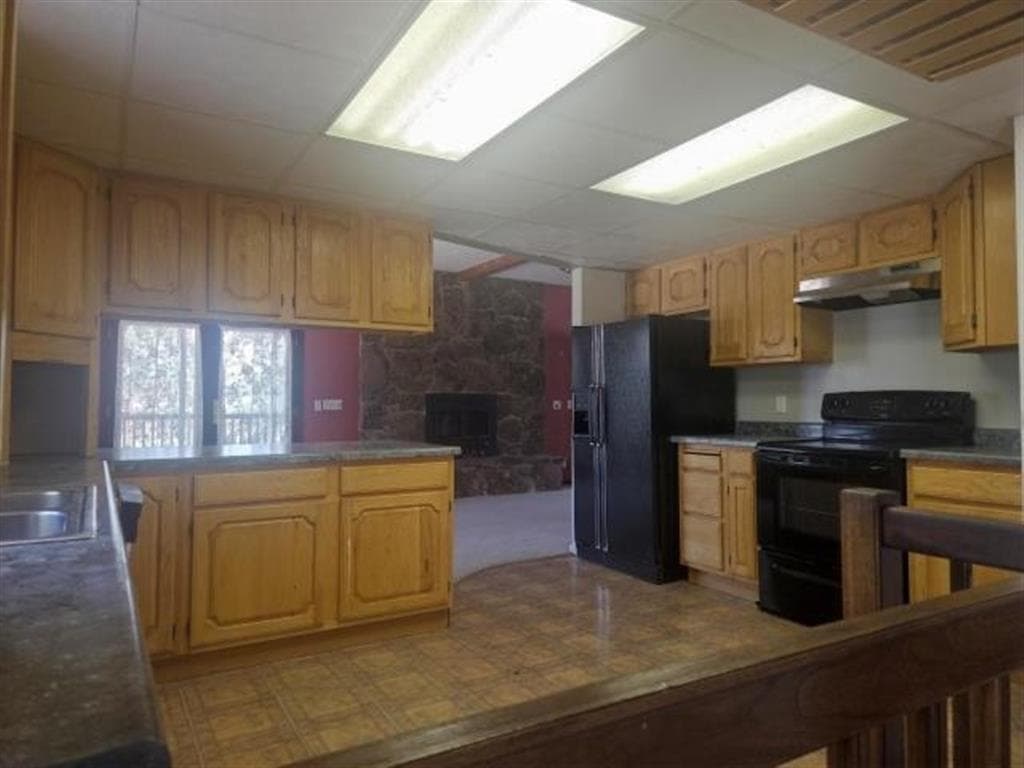 1305 Ten Mile Dr — photo 3 of 25