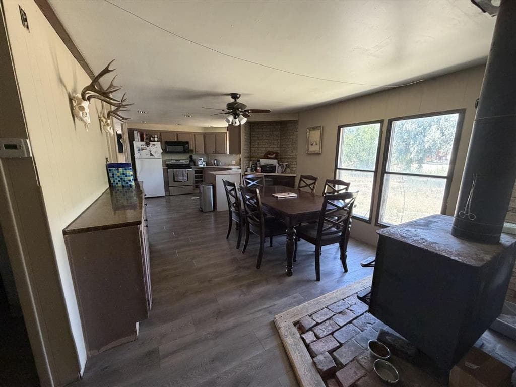819 Jonathon Rd — photo 16 of 24