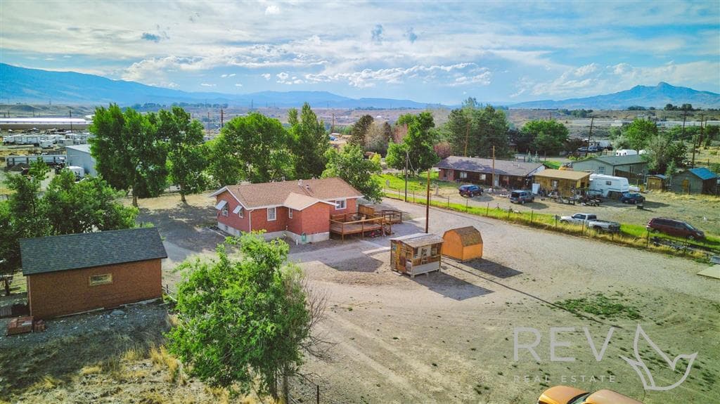 302 W Rocky Rd — photo 4 of 25