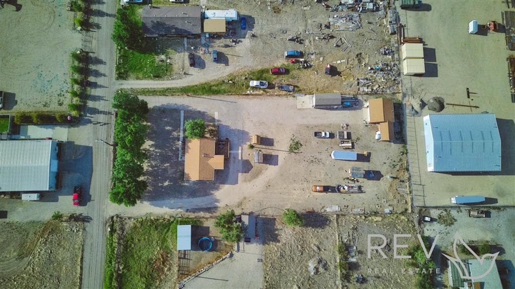 302 W Rocky Rd — photo 7 of 25