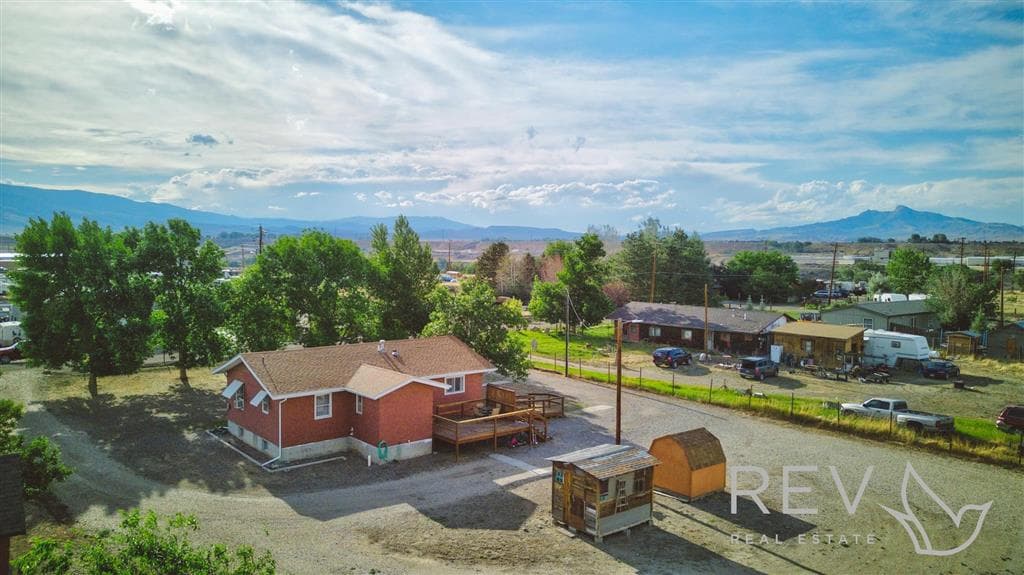 302 W Rocky Rd — photo 8 of 25
