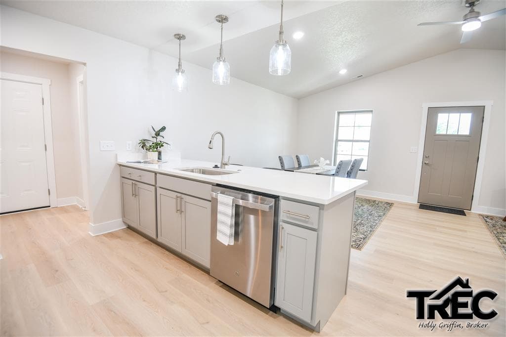 293 Cypress Dr — photo 11 of 25