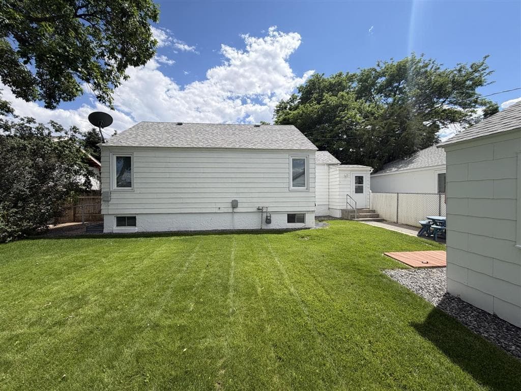 1911 Beck Ave — photo 20 of 23