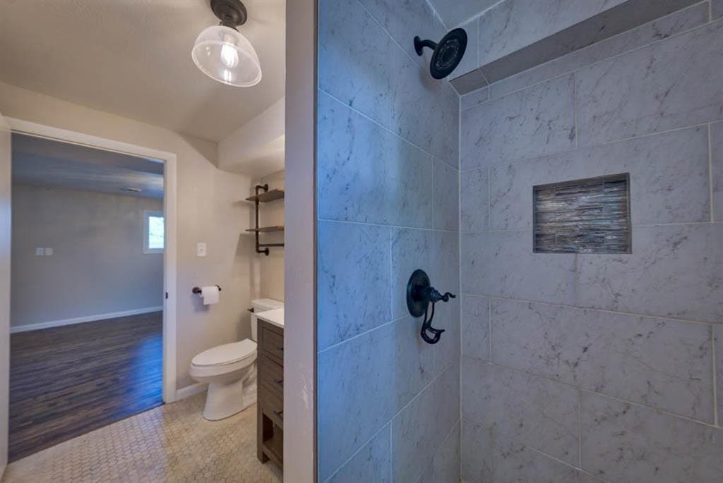 972 E Jefferson St — photo 20 of 25