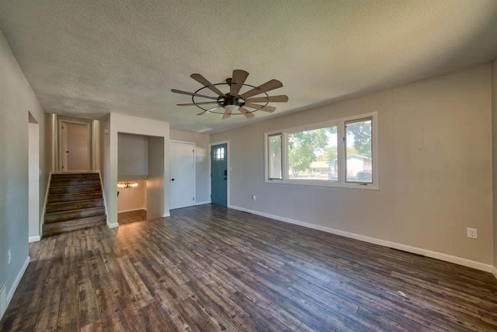 972 E Jefferson St — photo 3 of 25