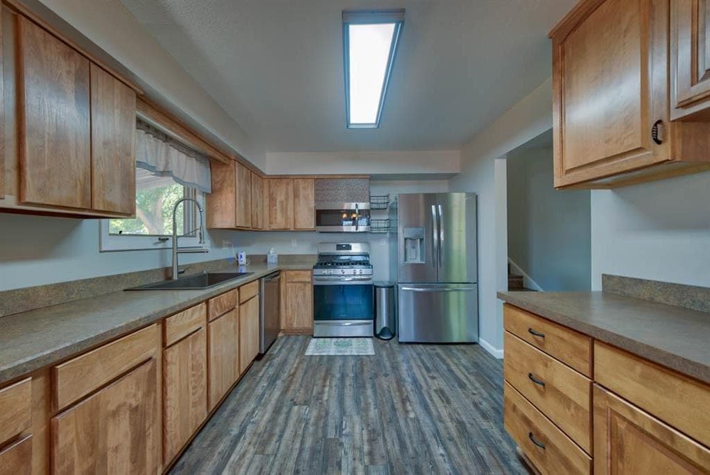 972 E Jefferson St — photo 5 of 25