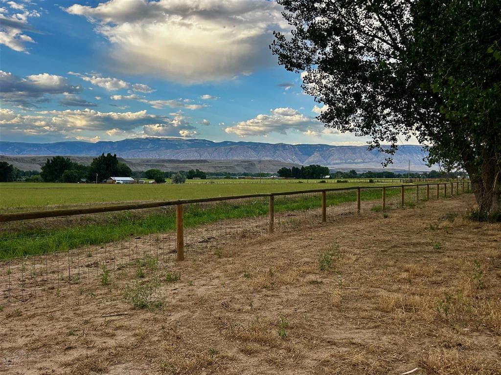 3292 Road 34 photo 1