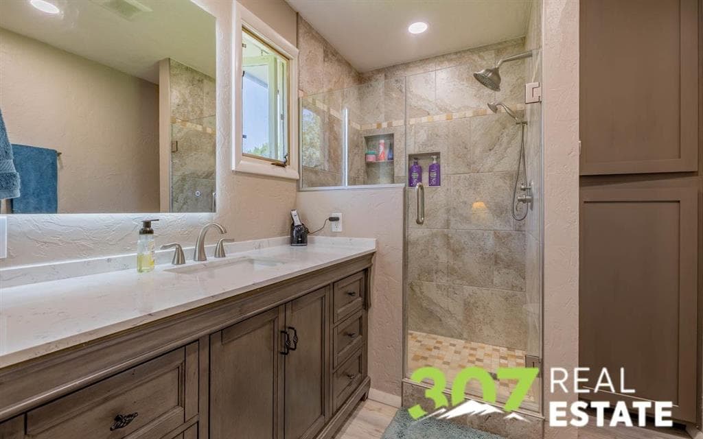 31 McCullough Rd — photo 19 of 25