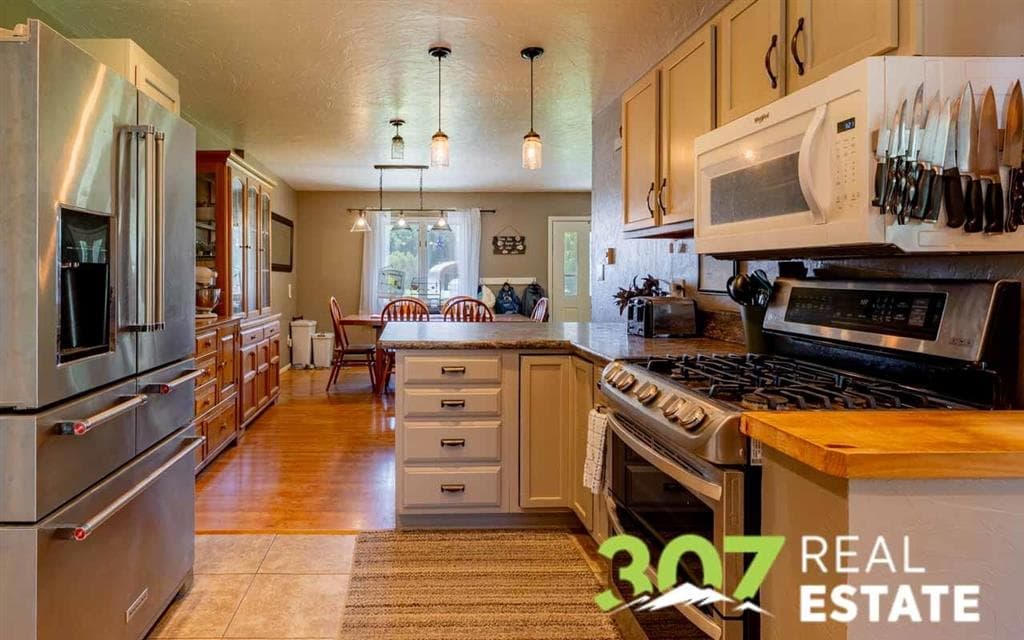 31 McCullough Rd — photo 9 of 25