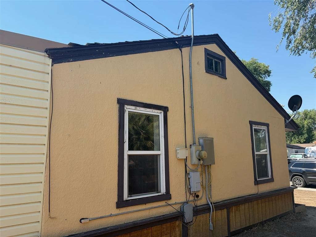 275 N Hamilton — photo 14 of 16
