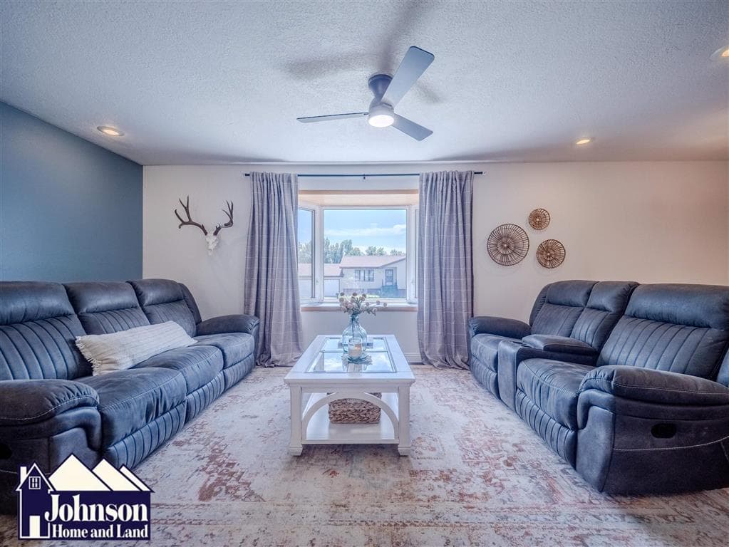 17 Circle Dr — photo 13 of 25