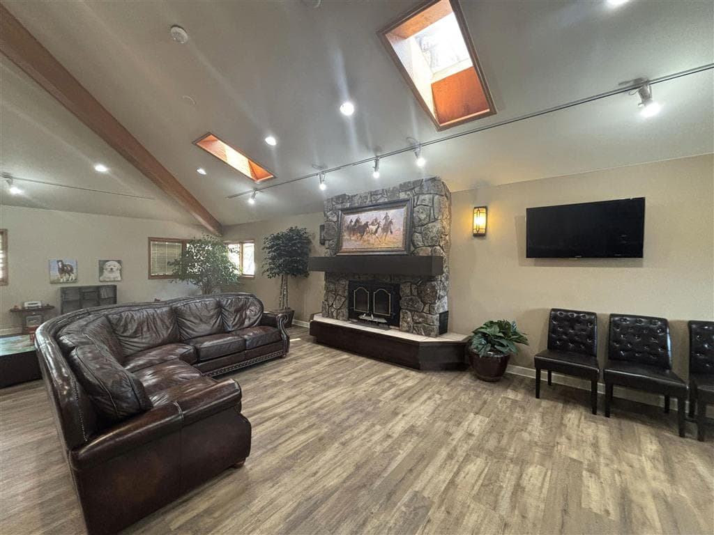 726 Allen Ave — photo 8 of 19