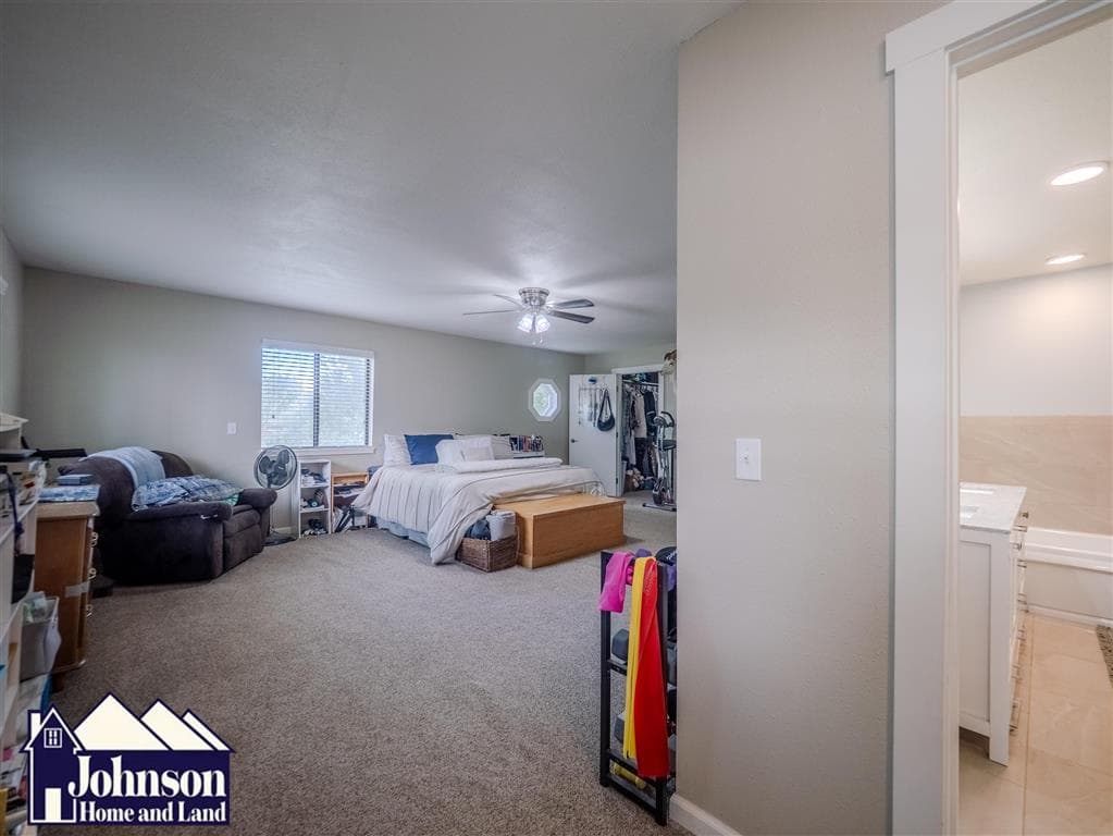 729 Montana Ave — photo 22 of 25