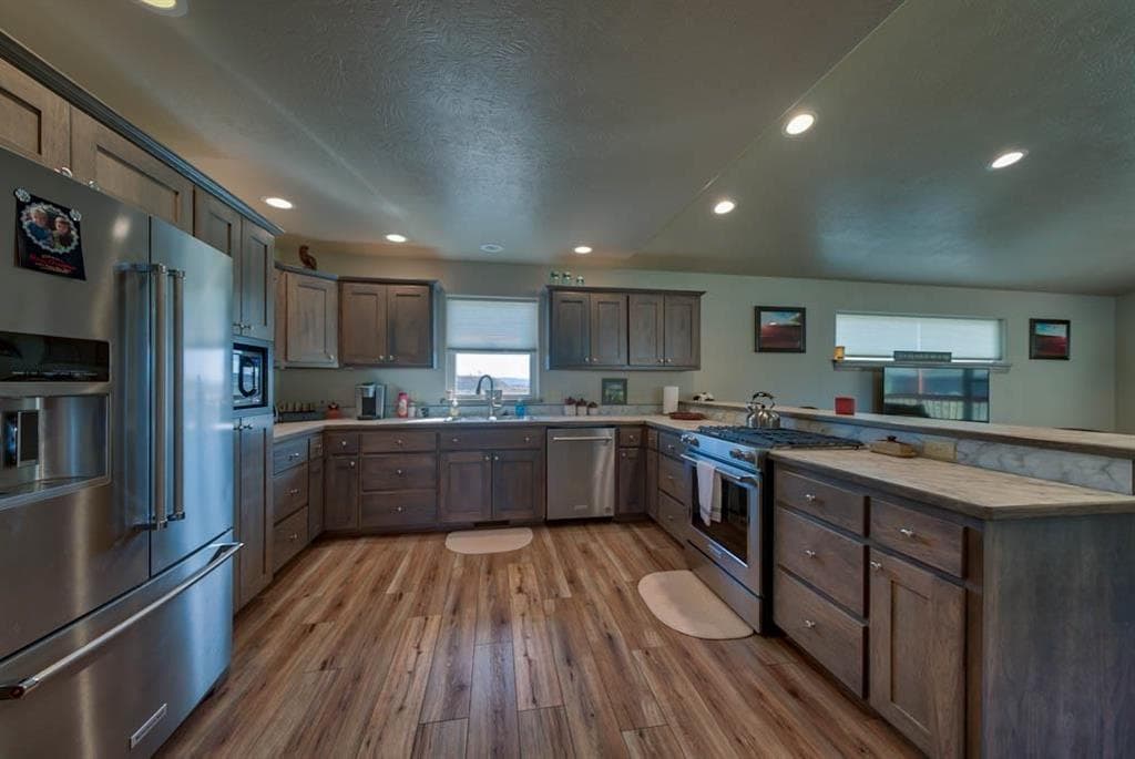 4821 Yellowstone Ave — photo 5 of 17