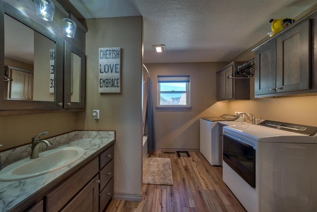 4821 Yellowstone Ave — photo 7 of 17