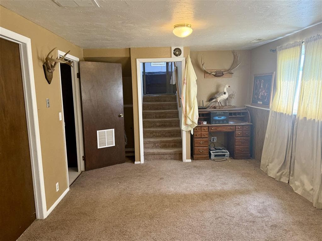 1808 Crest Way — photo 15 of 25