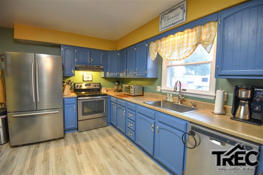 609 Tower Blvd — photo 8 of 25